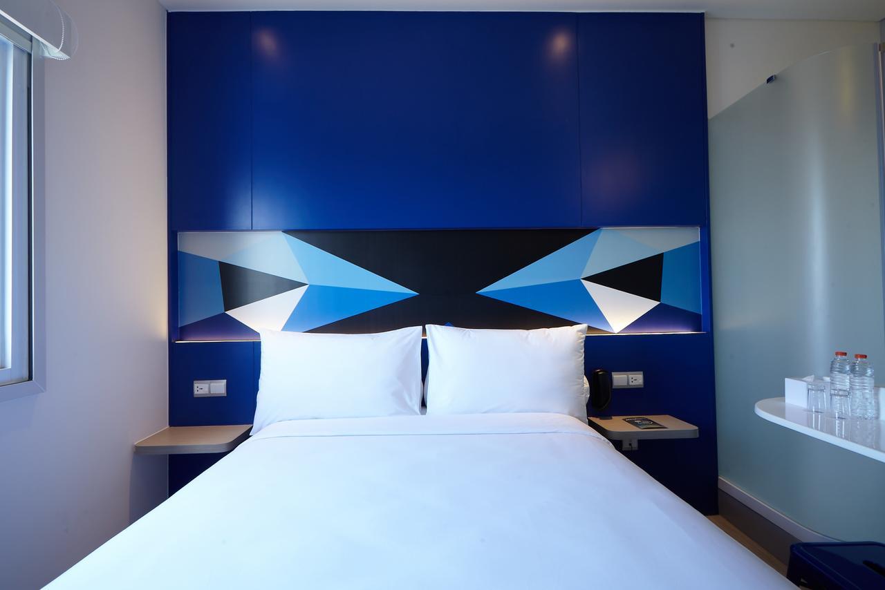 Ibis Budget Чиребон Екстер'єр фото